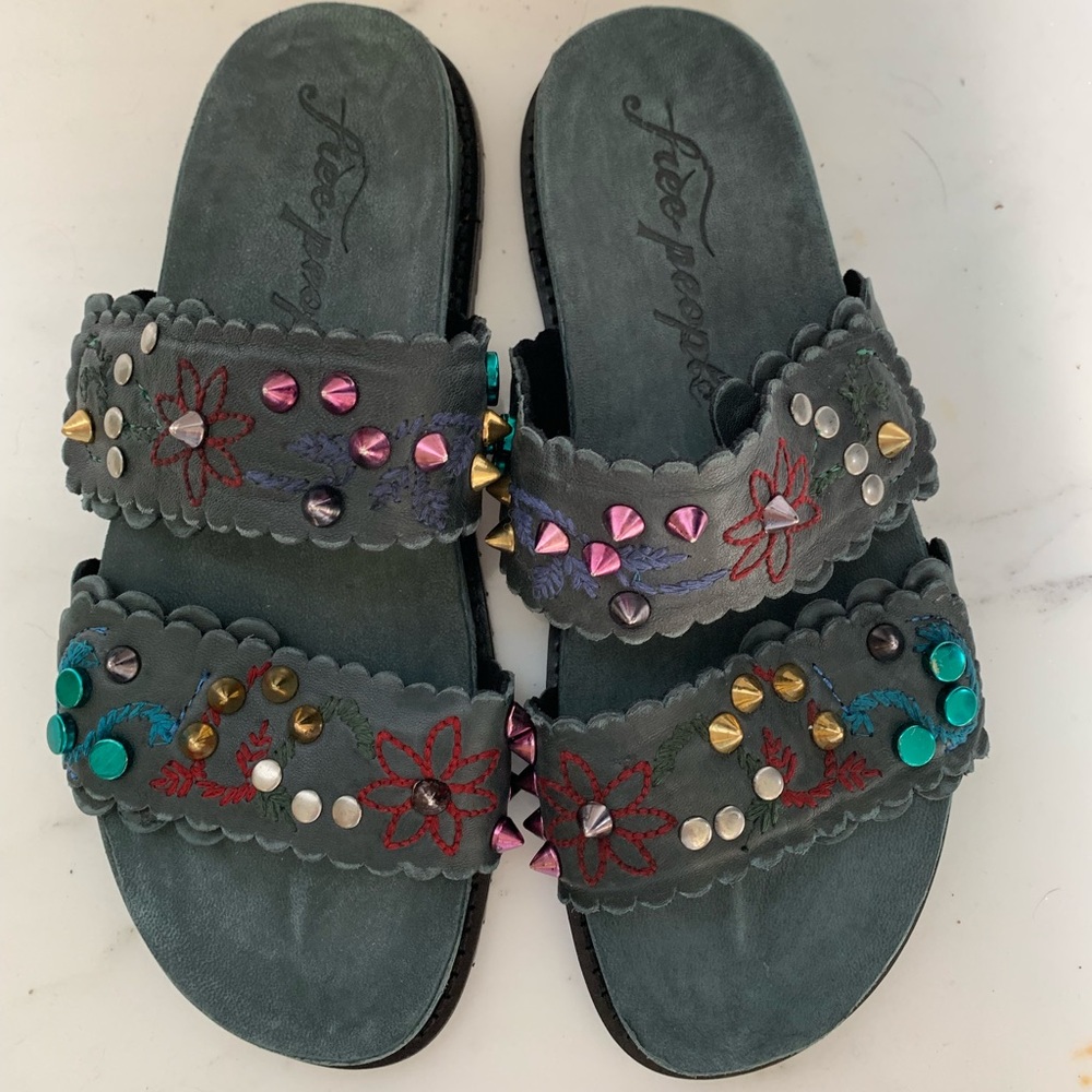 NWOT Free People Spellbound Footbed Sandals